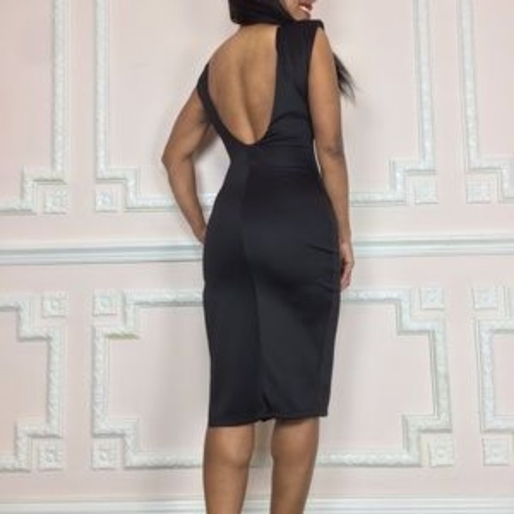 Sexy Low back black dress with High Slit new - Picture 3 of 7